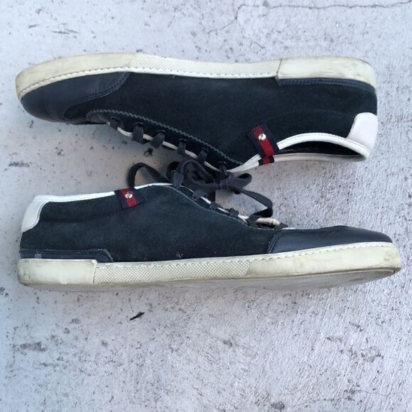 Vintage Gucci sneakers - Picture 2 of 9